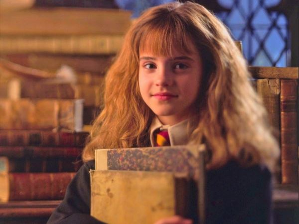 Во Всемирный день Гарри Поттера: поклонники назвали Гермиону Грейнджер любимым персонажем, «Узника Азкабана» — лучшей частью
